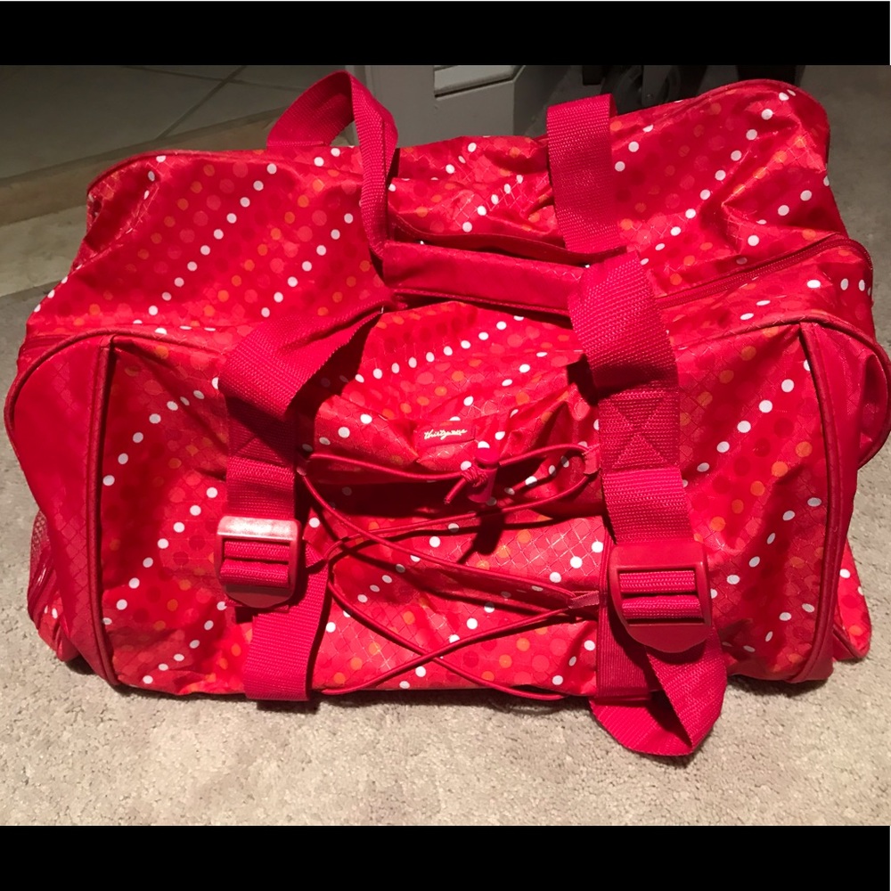 NEW Thirtyone (31) travel / gym bag